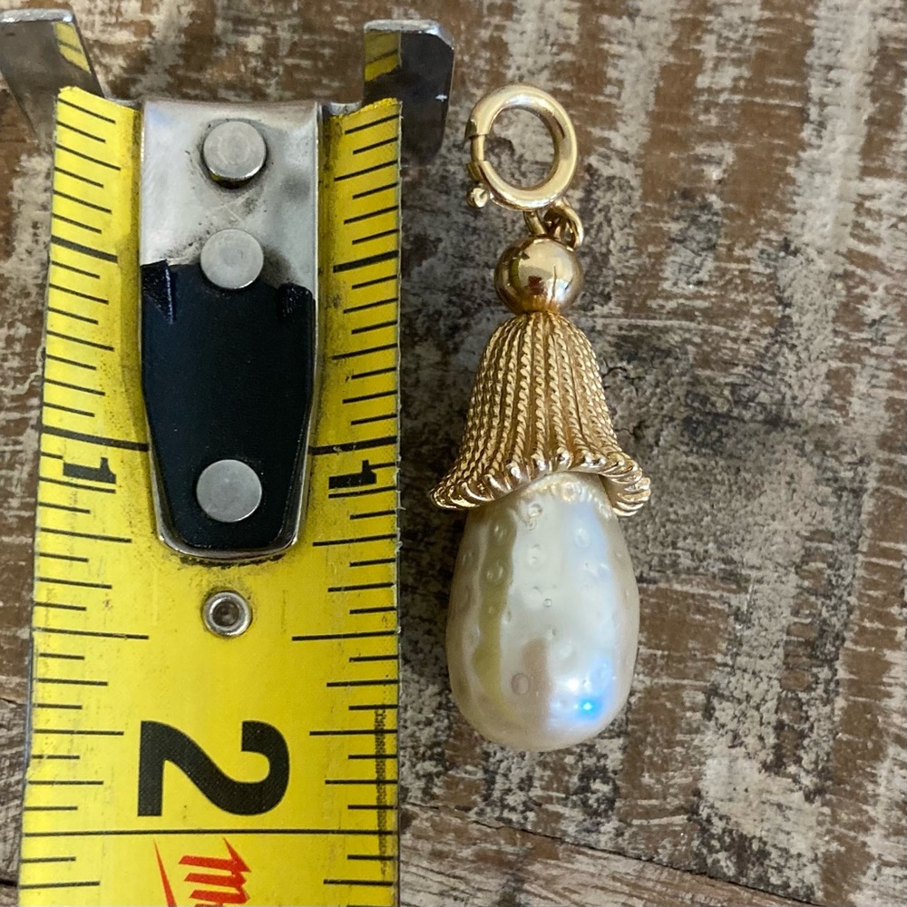 Faux Pearl and Gold Tone Acorn Pendant - Picture 8 of 9